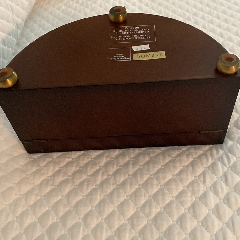Small Jewelry Box - Picture 7 of 7